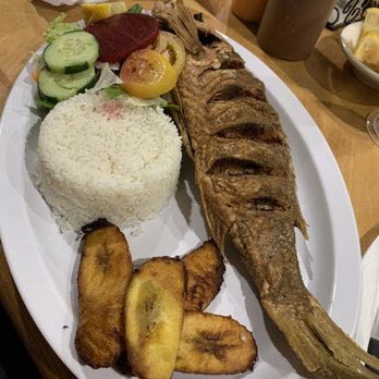 El Tipico Restaurant - Fried whole red snapper - Peruvian Near Me - Paterson, New Jersey