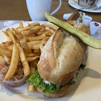 Michael's Table - Lobster roll - Canadian (New) Near Me - Perth, Ontario