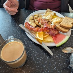 Lokal Kitchen - Sylvan Lake Breakfast
