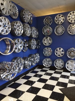 HUBCAP HEAVEN AND WHEELS - Updated September 2025 - 26 Photos & 27 ...