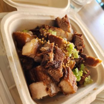 Bilao - Lechon Kawali - Filipino Near Me - Sacramento, California