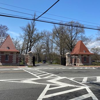 Branch Brook Park - Entrance - Parks Near Me - Newark, New Jersey