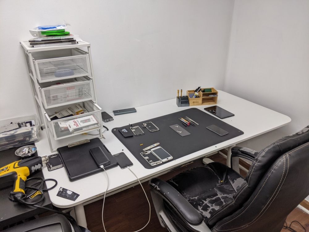 PHONE LAB CARTERSVILLE Updated September 2024 22 Photos 310 N