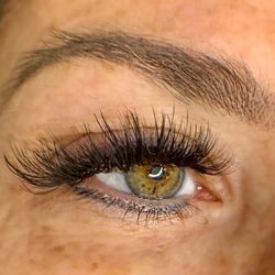 The Lash Asylum  - Volume full set for these beautiful eyes.