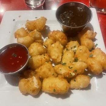 Hell's Kitchen - Cheese curds with Red Pepper Jelly - New American Near Me - Minneapolis, Minnesota
