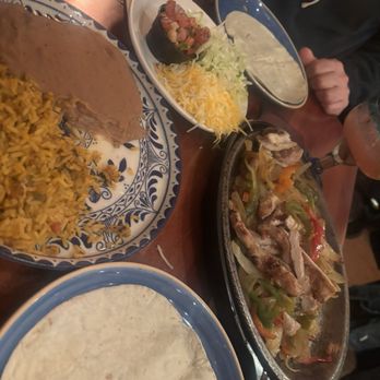 Franklin Inn Mexican Restaurant - Chicken fajita.. very, very flavorful - Mexican Near Me - Pittsburgh, Pennsylvania Franklin Inn Mexican Restaurant - Chicken fajita.. very, very flavorful - Mexican Near Me - Pittsburgh, Pennsylvania