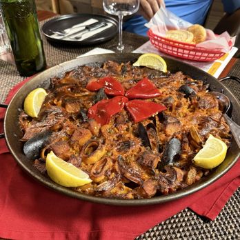 La Vasca Deli - Paella - Delis Near Me - Miami, Florida