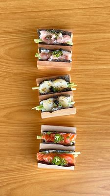 Blue Bird Haus by null