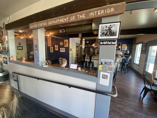 The Grain Shed by null