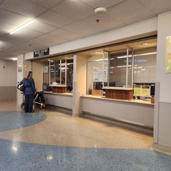 Phoenix VA Health Care System - Emergency room check in.
