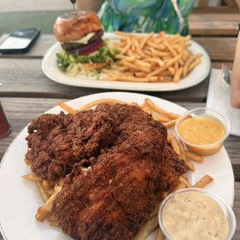 Cottonwood - Chicken Strips - New American Near Me - Houston, Texas Cottonwood - Chicken Strips - New American Near Me - Houston, Texas