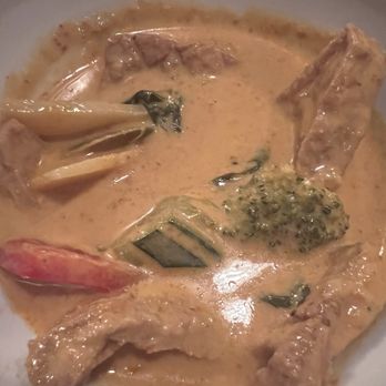 Oros Thai Restaurant - Red curry with tofu - Thai Near Me - San Jose, California