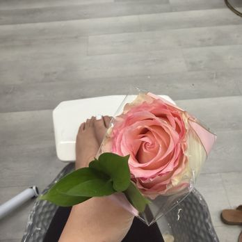 Emmy Nails - Mother's Day Flowers - Nail Technicians Near Me - Walnut Creek, California