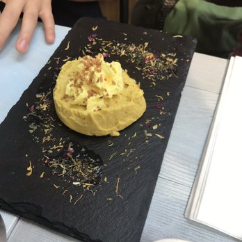 apla'funky - Favs bean hummus - Greek Near Me - Munich, BY