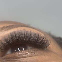 Contour Lashes and Brows - Rachel Pham