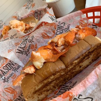 Mason's Famous Lobster Rolls - Connecticut Roll and Lobster Bisque - Seafood Near Me - Reston, Virginia