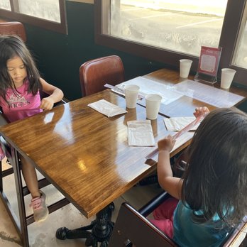 Fooki - They have high chairs - Bubble Tea Near Me - Aiea, Hawaii