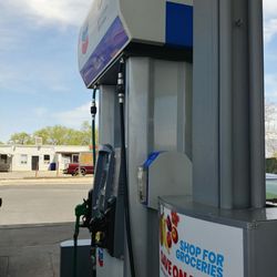 Good 2 Go - Almost $.30/gallon cheaper than in other parts of town - same Chevron gas.