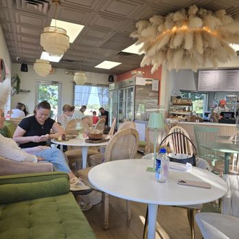 Farmer’s Milk - Cafes Near Me - Schaumburg, Illinois Farmer’s Milk - Cafes Near Me - Schaumburg, Illinois