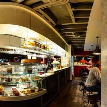 Rosso Pizzeria - the interior of the restaurant - Pizza Near Me - Edmonton, Alberta