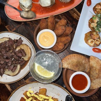 Sangria Tapas Restaurant - Churrasquito, Albondigas , Empanadas, Patatas Bravas, Croquetas de Jamón y Pollo,  Pulpo Basque - Tapas/Small Plates Near Me - Mahwah, New Jersey