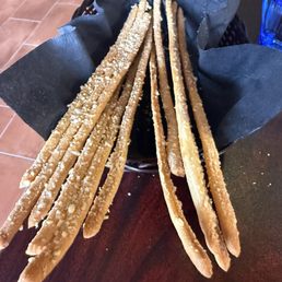 Complementary breadsticks Complementary breadsticks