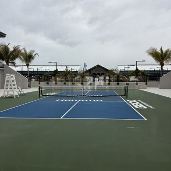 Florida Room - Cocktail Bars Near Me - Fort Lauderdale, Florida