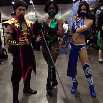Los Angeles Comic Con - "Mortal Kombat" cosplayers - Festivals Near Me - Los Angeles, California Los Angeles Comic Con - "Mortal Kombat" cosplayers - Festivals Near Me - Los Angeles, California