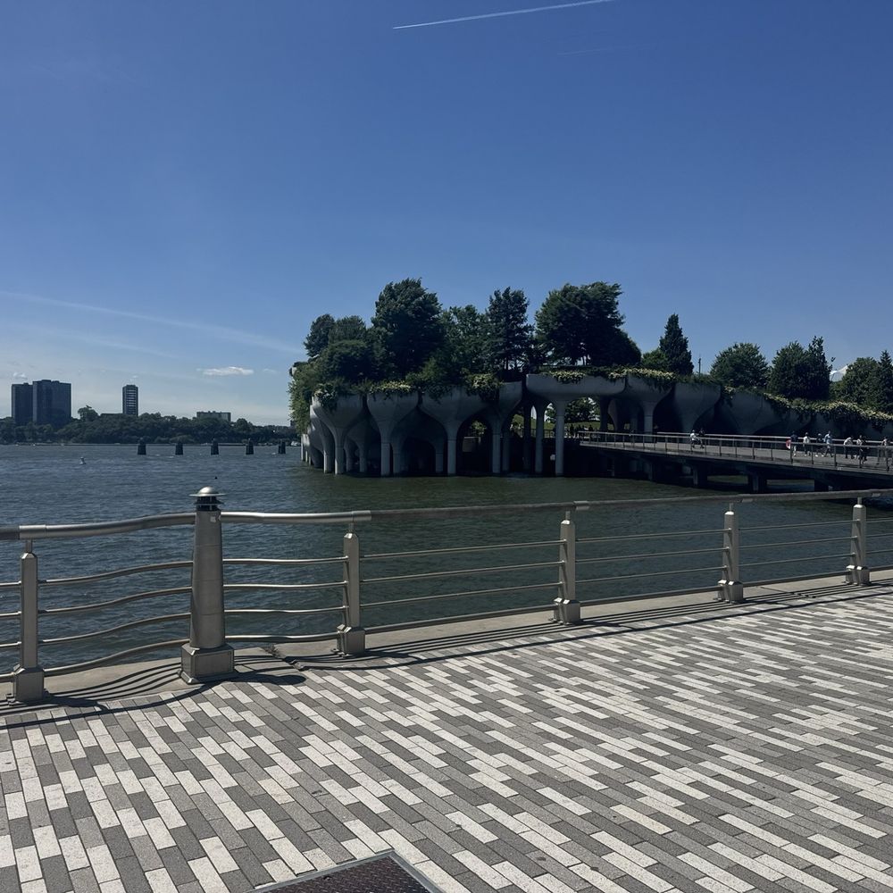 Gansevoort Peninsula - Parks Near Me - New York, New York Gansevoort Peninsula - Parks Near Me - New York, New York