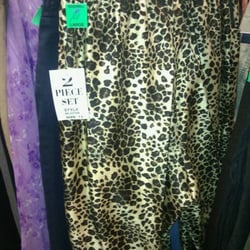 Goodwill Store and Donation Center - 2 piece set (one piece available)