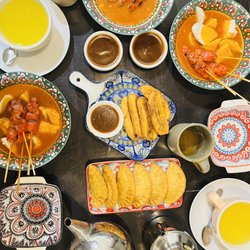 Dennis Coffee Garden - Satti with chicken skewers, hot clamansi, jualan with coconut jam pastil