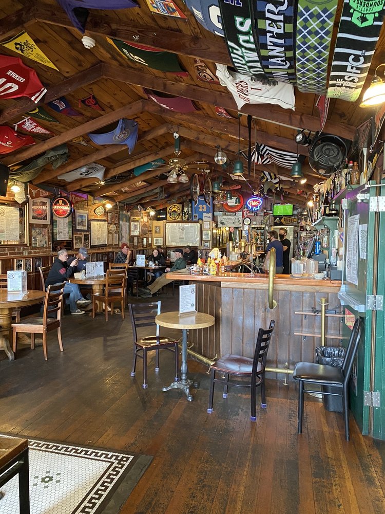 Brown Lantern Ale House