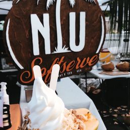 Exterior photo of Niu Soft Serve - Honolulu, Hawaii Exterior photo of Niu Soft Serve - Honolulu, Hawaii