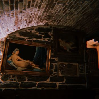 Le Boudoir - Back room - Cocktail Bars Near Me - Brooklyn, New York