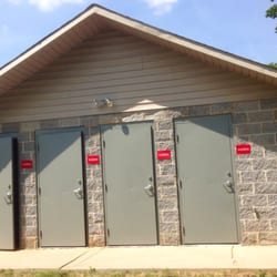 Mayo Park - Bathhouse. Bathrooms around the side.