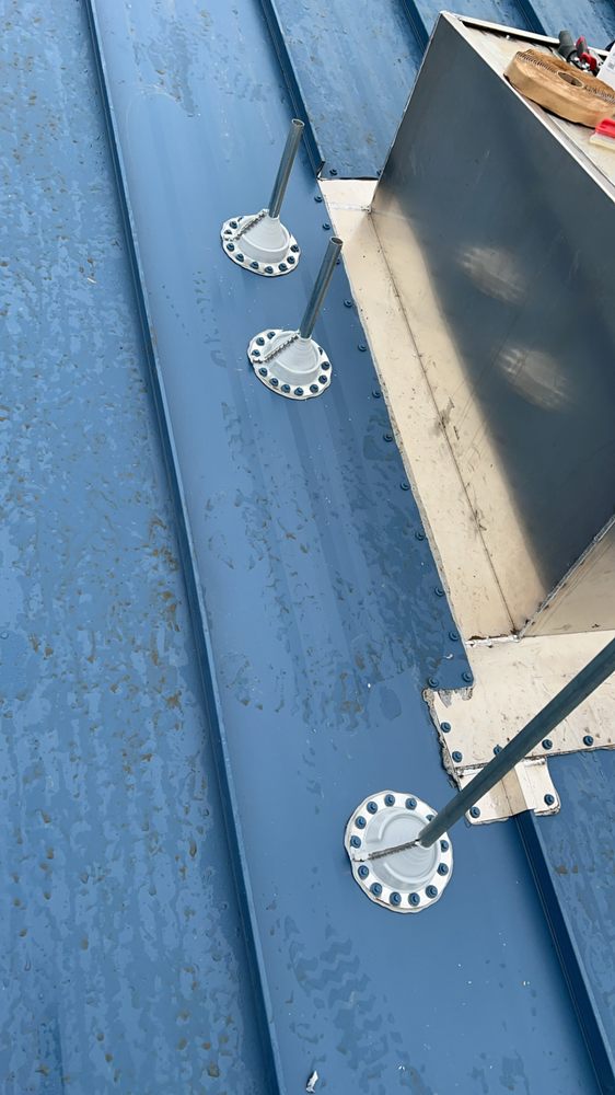 Slide of Jacobo Roofing