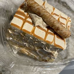 Mi Pueblito Bakery - Caramel Tres Leche Cake