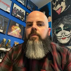 Oak Street Barber Shop - Very happy with my beard trim!