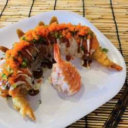 Izumi Sushi - Godzilla Roll