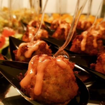 Cook and Run Catering Services - Crab cake appetizers - Personal Chefs Near Me Cook and Run Catering Services - Crab cake appetizers - Personal Chefs Near Me