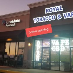 Royal Tobacco  & Vape