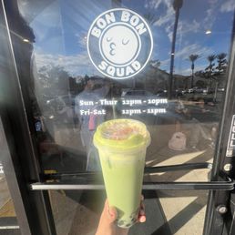 Matcha with Brûlée foam (added boba)