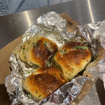 Raymond's Pizzeria - Garlic Knots - Pizza Near Me - Richmond, California Raymond's Pizzeria - Garlic Knots - Pizza Near Me - Richmond, California