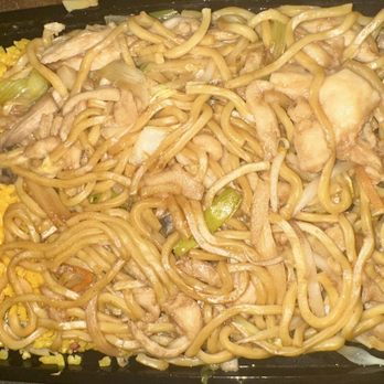 Eastern Empire - Chicken Lo Mein - Chinese Near Me - Oakhurst, New Jersey