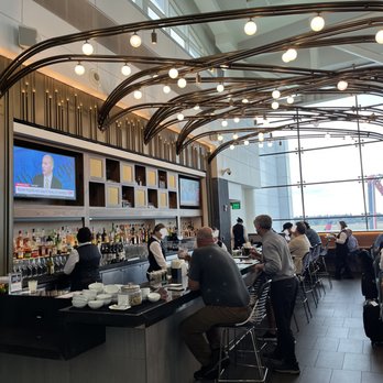 The Centurion Lounge - View of bar - Airport Lounges Near Me - Seattle, Washington
