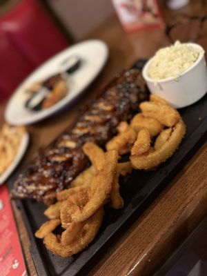 TGI Fridays by null
