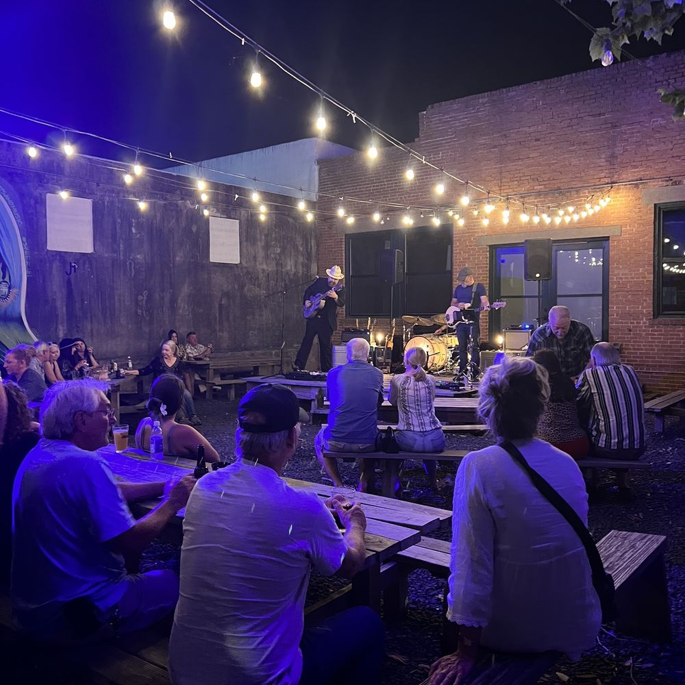 HSF Biergarten - Summer music - Beer Gardens Near Me - Brenham, Texas