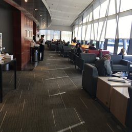 TPA Int'l Admirals Club TPA Int'l Admirals Club
