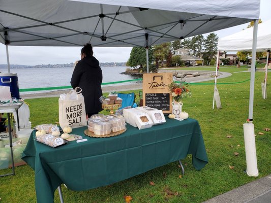 Kirkland Wednesday Market by null
