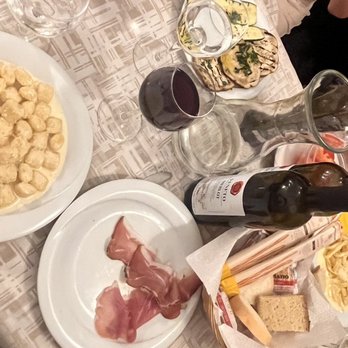 Da Carla - Italian Near Me - Mestre, VE